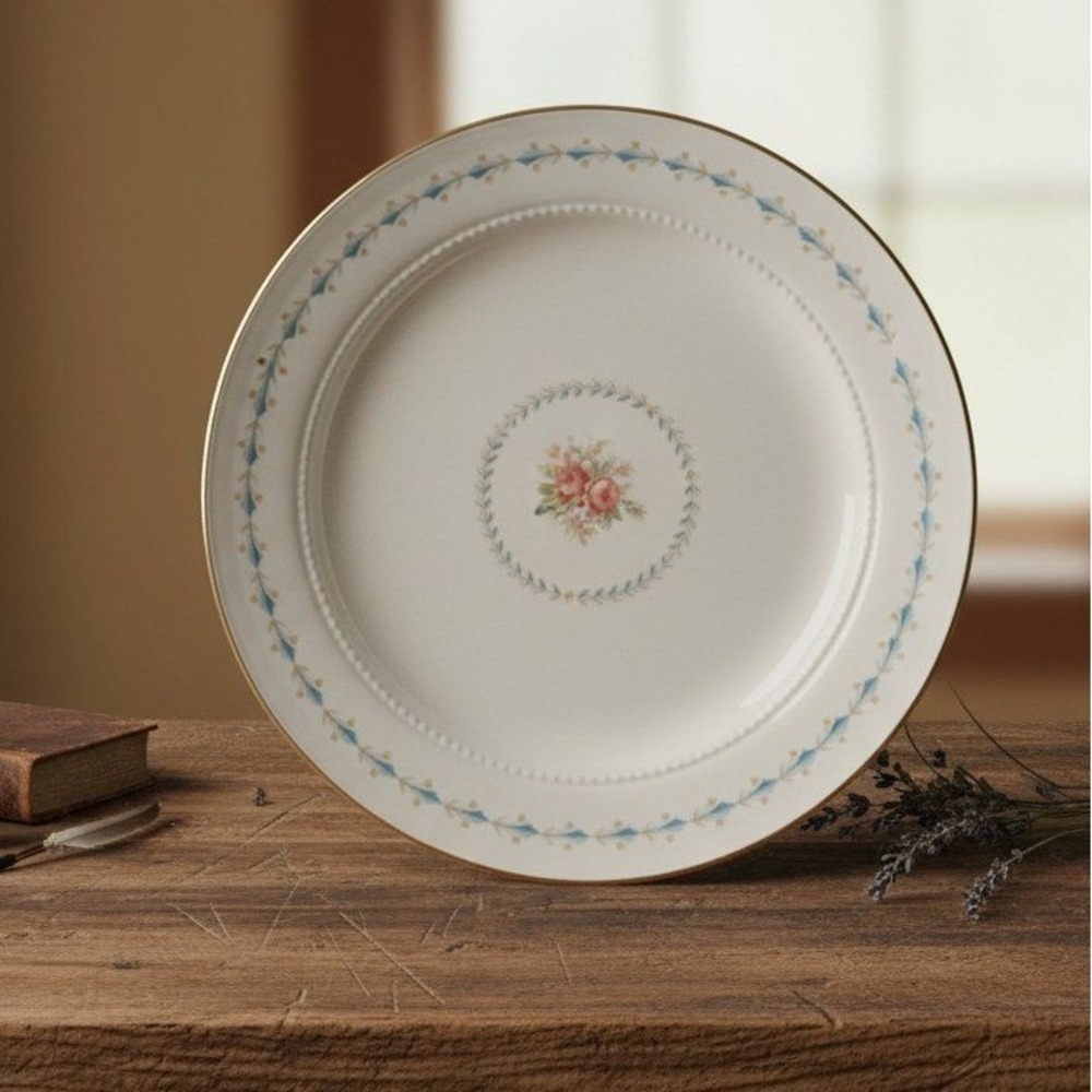 Vtg 10 1/4" Plate HARMONY HOUSE Mount Vernon  by Hall China Blue Logo